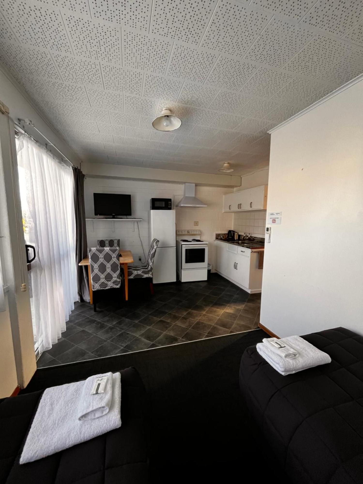Brooklyne Motel Sanson Buitenkant foto