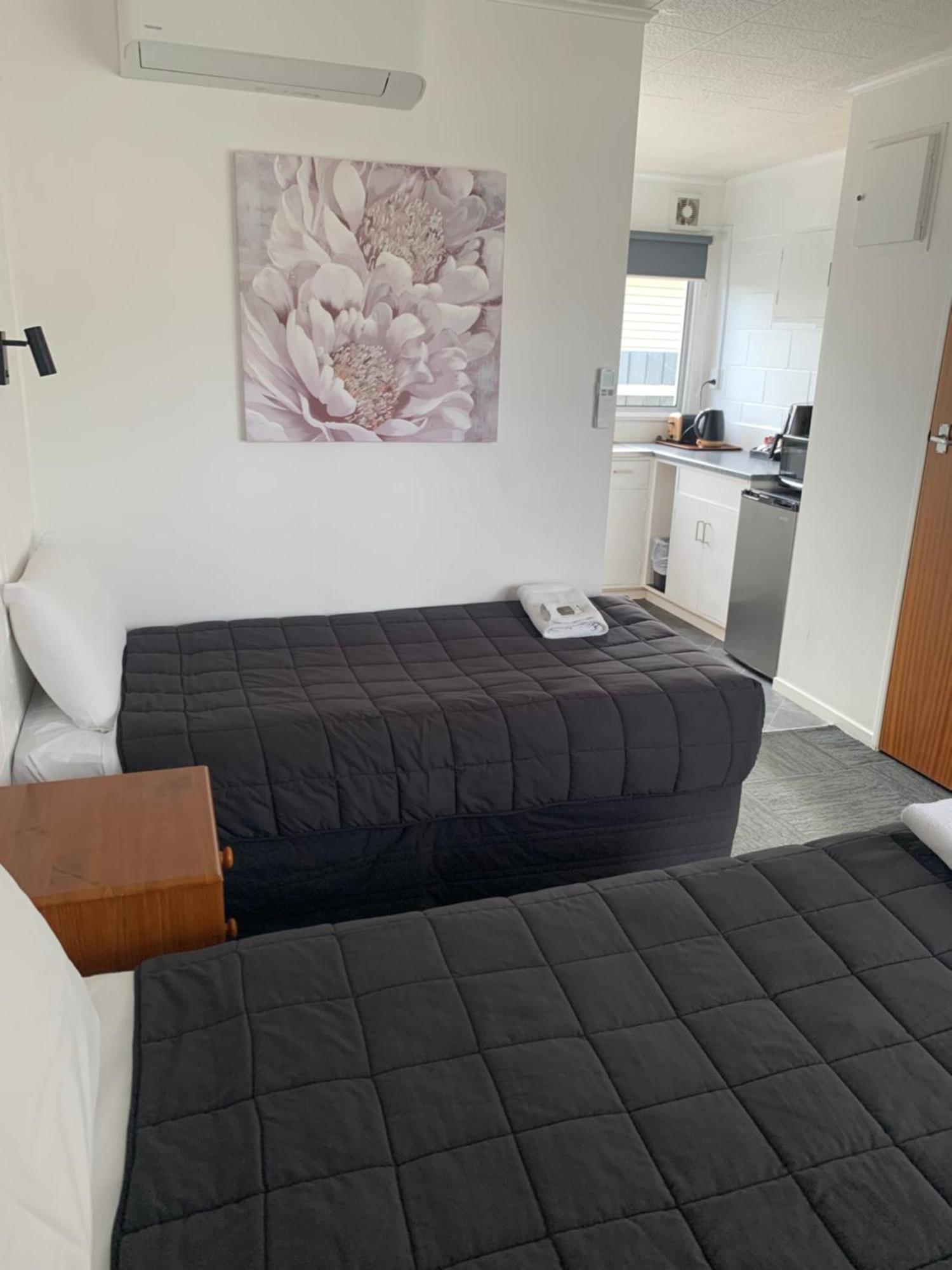 Brooklyne Motel Sanson Buitenkant foto