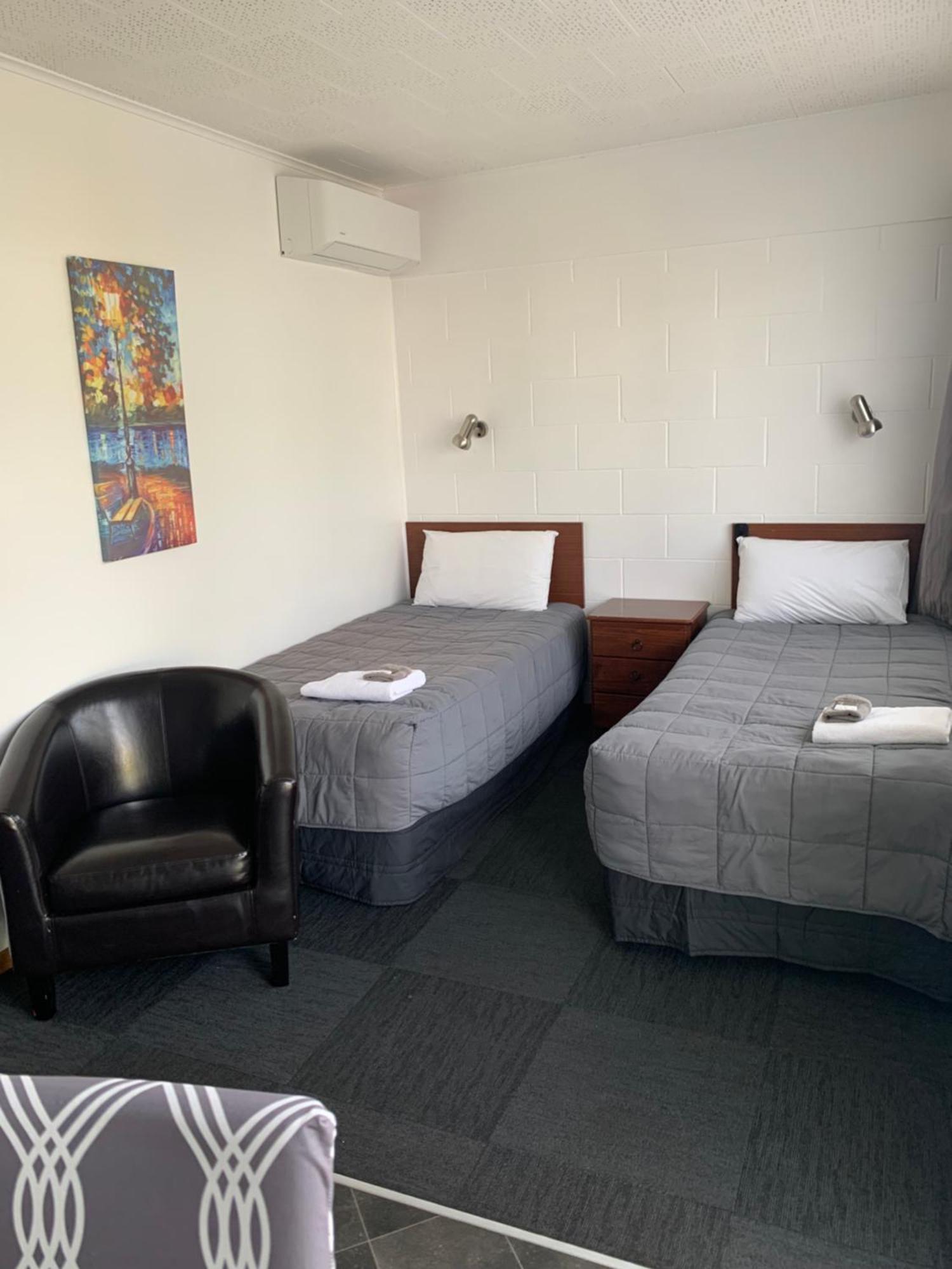 Brooklyne Motel Sanson Buitenkant foto